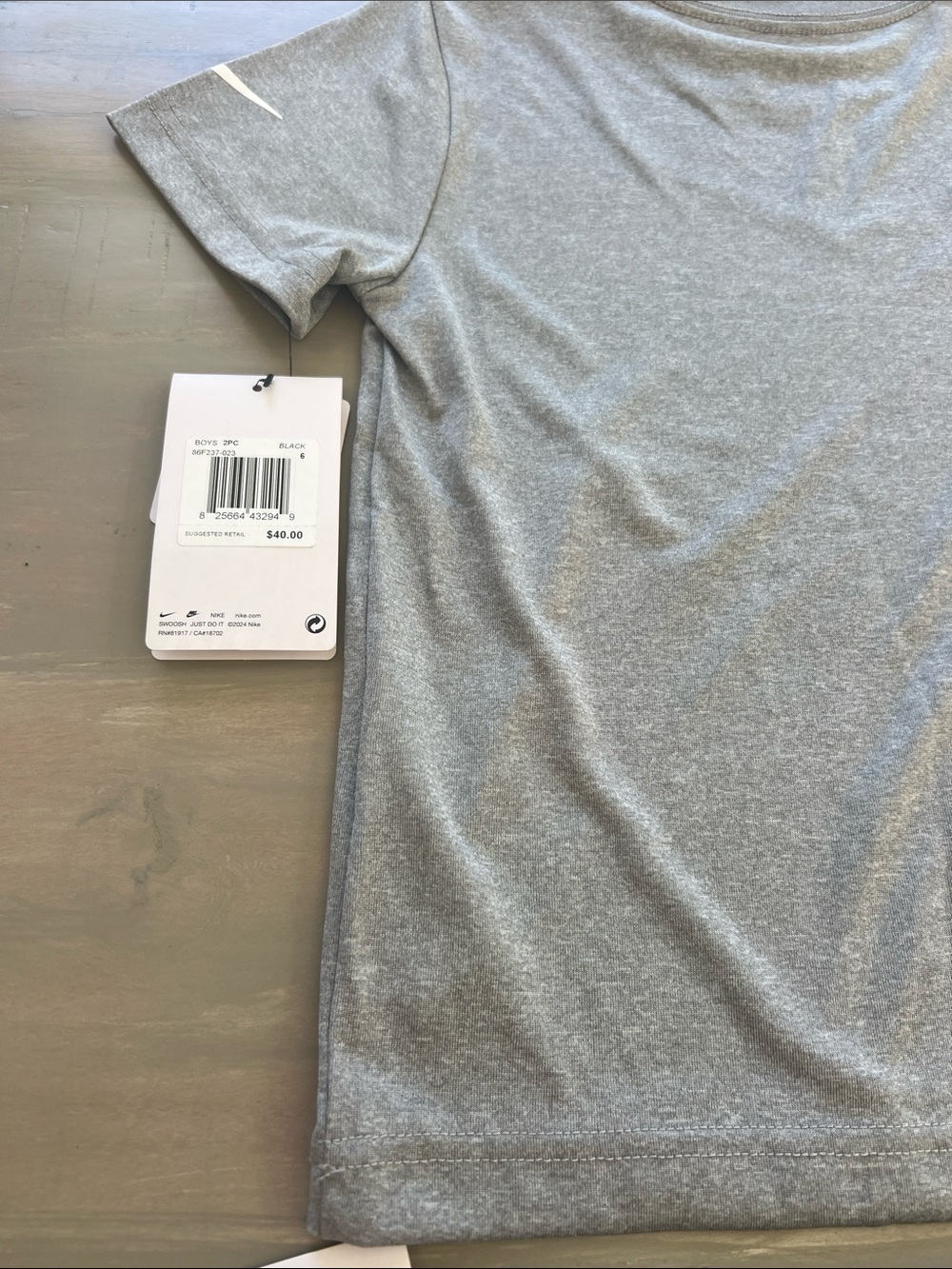 🆕 Nike Gray and Black Boys Athletic Set. Size: 5T (6 M). NWT. - Picture 13 of 16